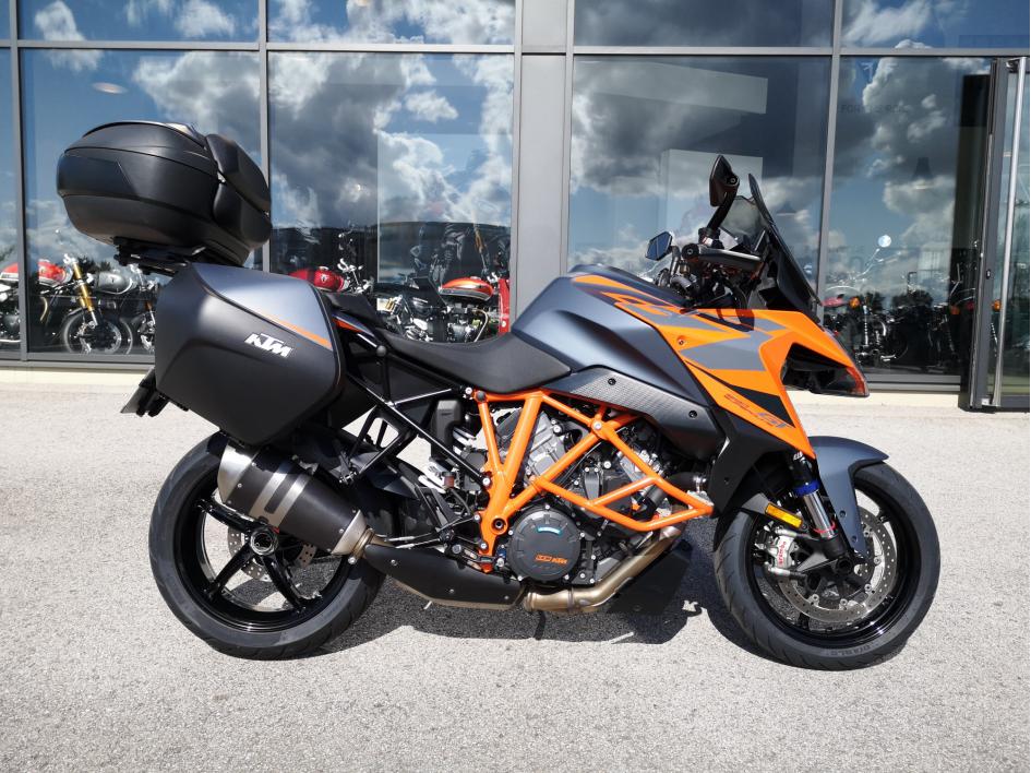 KTM 1290 SUPER DUKE GT