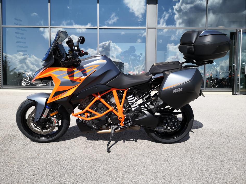 KTM 1290 SUPER DUKE GT
