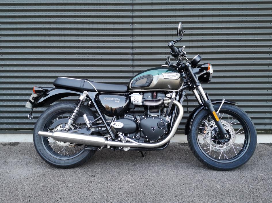 TRIUMPH Bonneville T100
