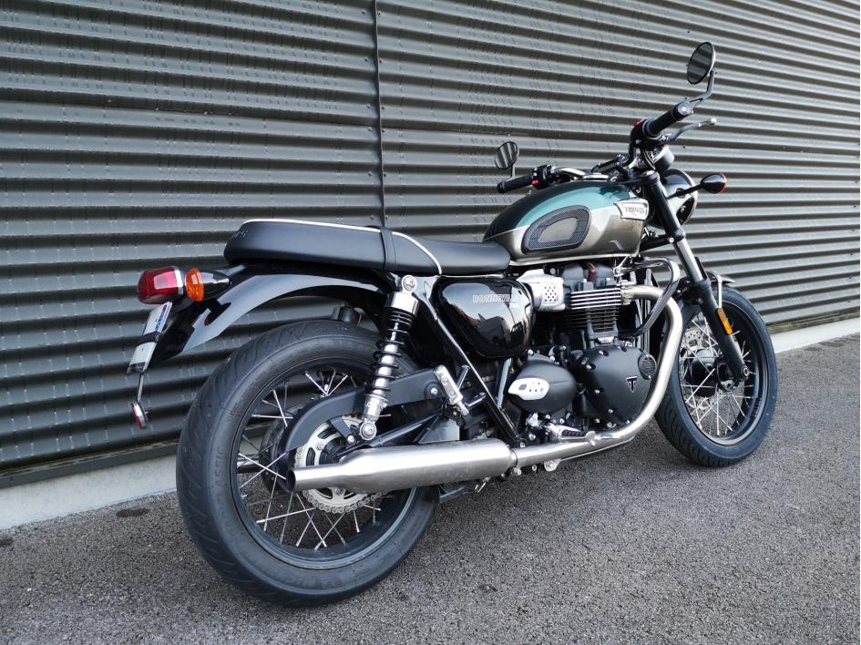 TRIUMPH Bonneville T100