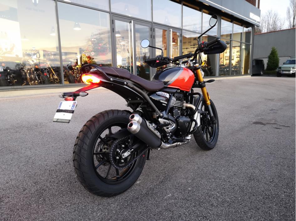 TRIUMPH Scrambler 400 X