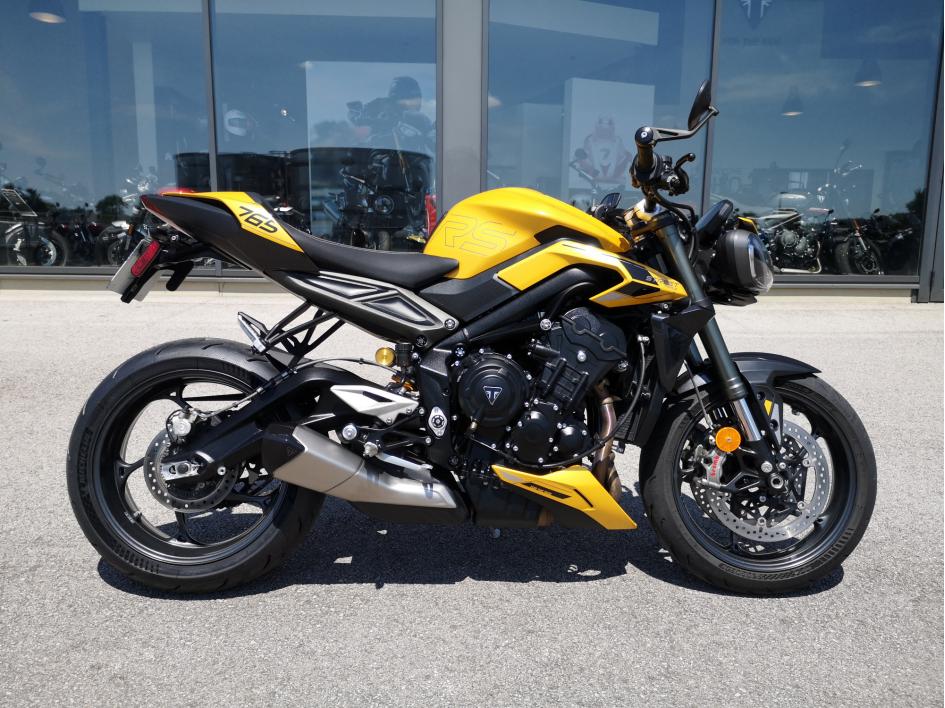 TRIUMPH STREET TRIPLE 765 RS