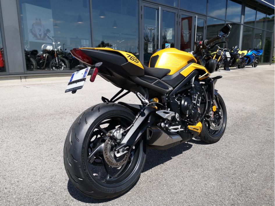 TRIUMPH STREET TRIPLE 765 RS