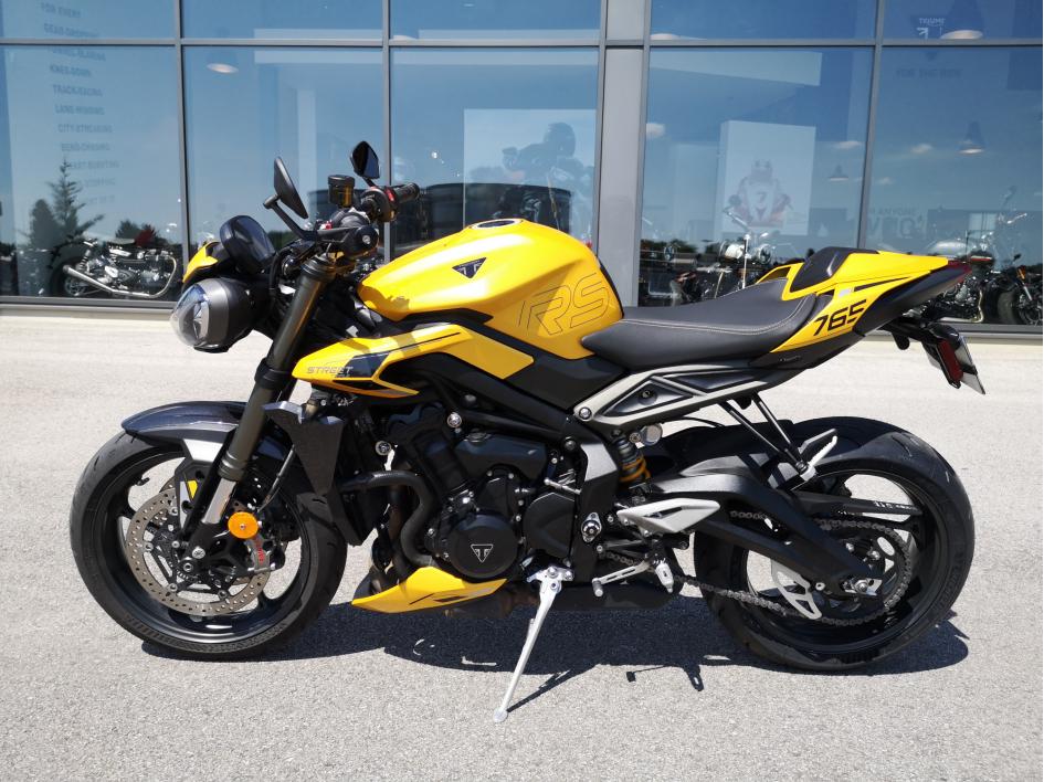TRIUMPH STREET TRIPLE 765 RS