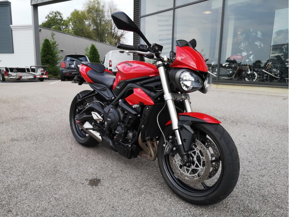 TRIUMPH STREET TRIPLE 660 S A2