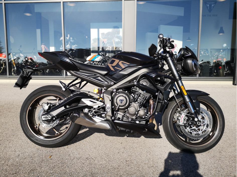 TRIUMPH STREET TRIPLE 765 RS