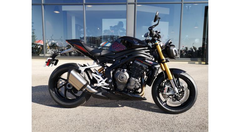 TRIUMPH SPEED TRIPLE 1200 RS
