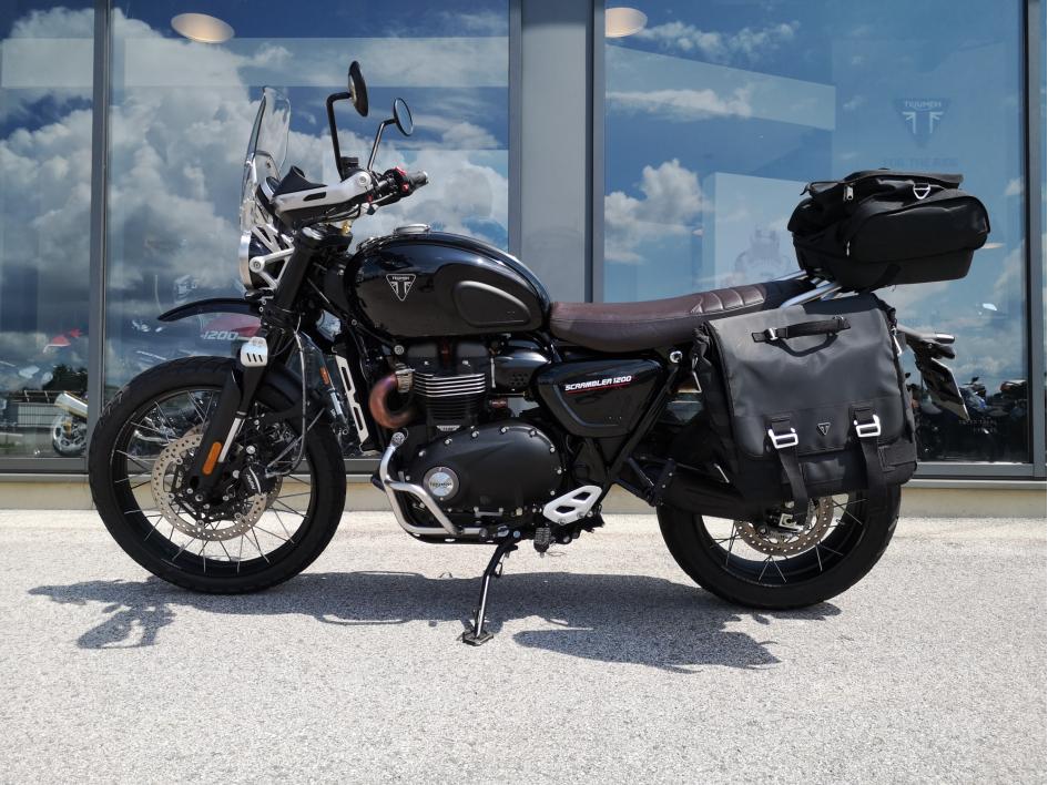 TRIUMPH SCRAMBLER 1200