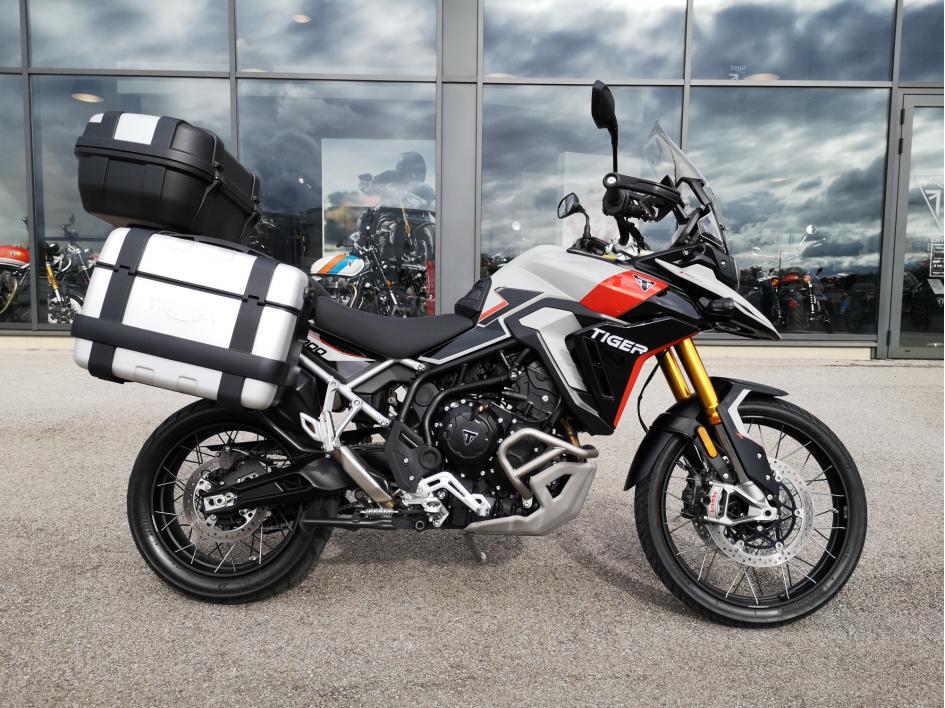 TRIUMPH TIGER 900 RALLY PRO