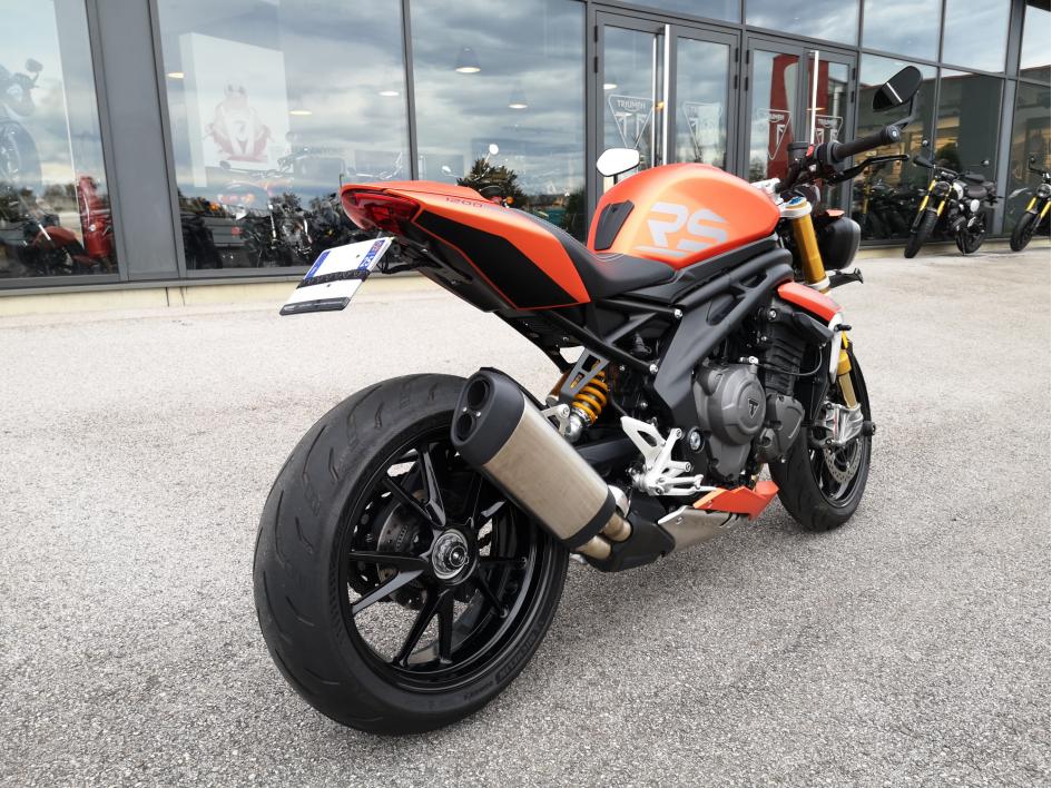 TRIUMPH SPEED TRIPLE 1200 RS