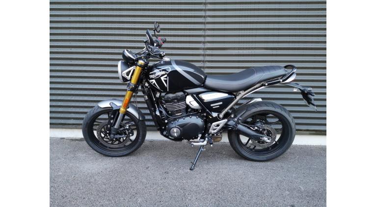 TRIUMPH SPEED 400