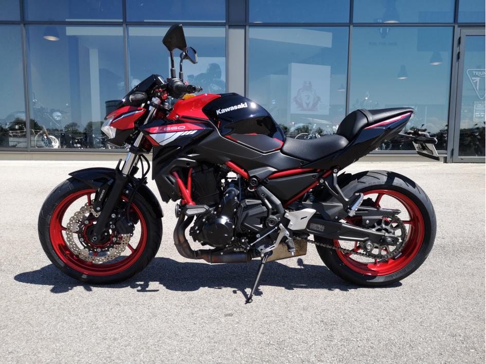 KAWASAKI Z 650 (47.5CV)