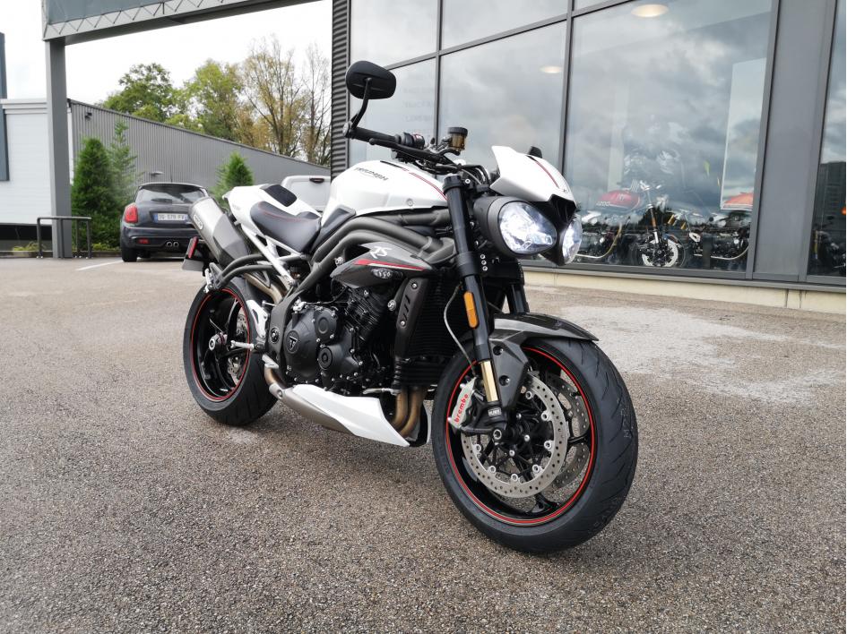 TRIUMPH SPEED TRIPLE 1050 RS